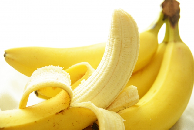 妊娠中　バナナ　食べすぎ
